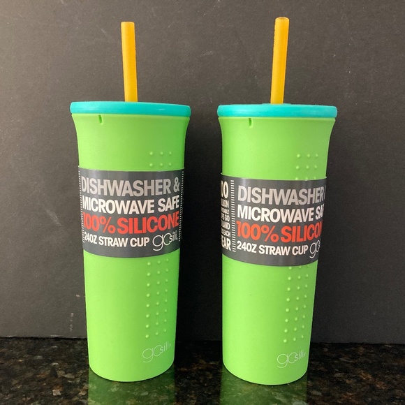 2 GoSili Lime 24 oz. Silicone Straw Tumblers With Lids/NEW/NEVER USED! - Picture 1 of 2